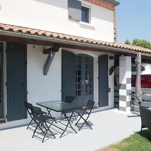 la-petite-arles.fr-provencehotel.com/